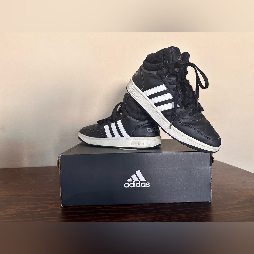 Adidas Hoops 3.0 Mid